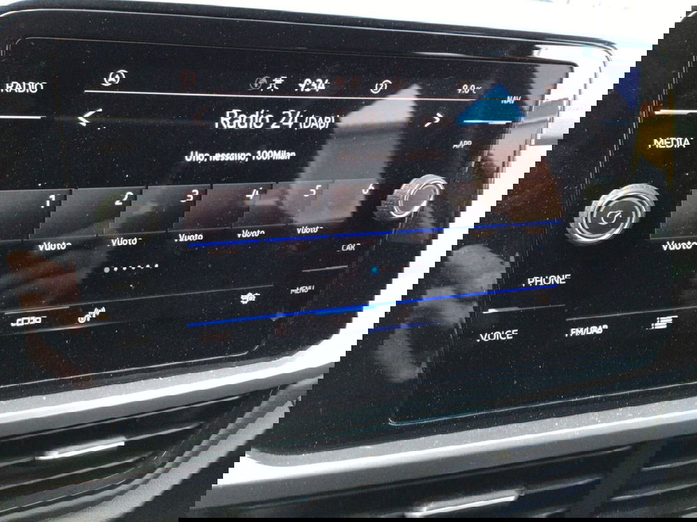 Volkswagen T-Roc usata a Genova (16)