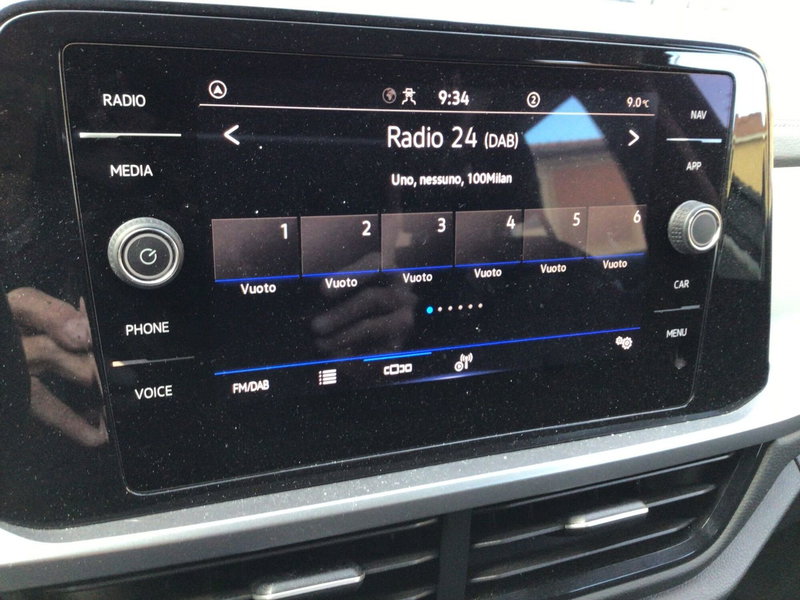 Volkswagen T-Roc usata a Genova (16)