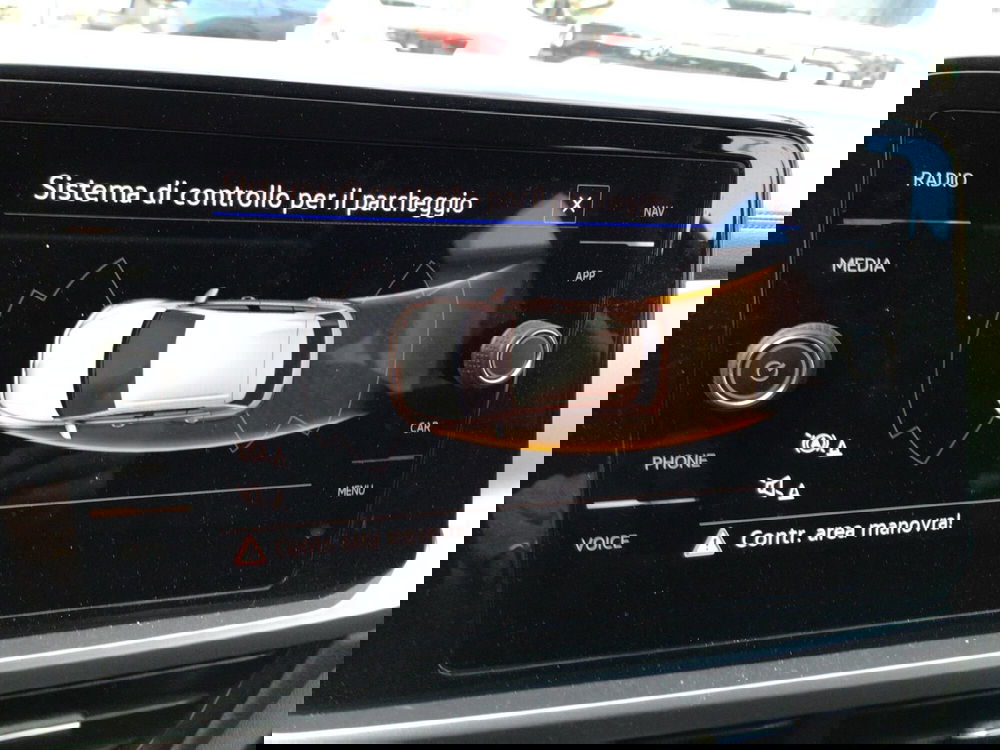 Volkswagen T-Roc usata a Genova (19)