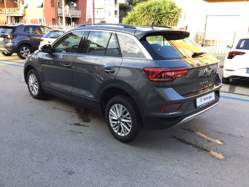 Volkswagen T-Roc usata a Genova (7)