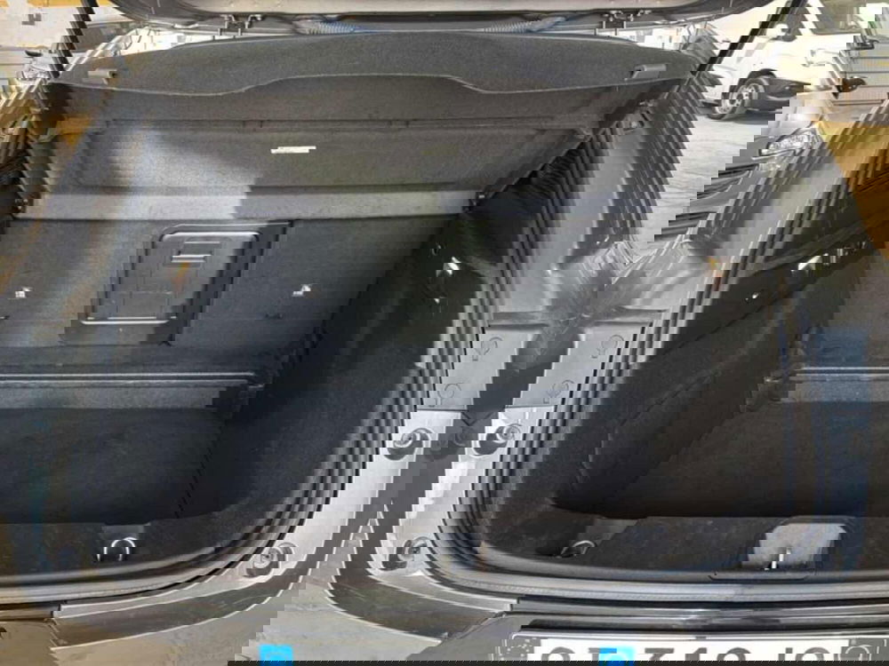 Alfa Romeo Tonale usata a Foggia (11)