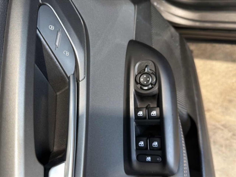 Alfa Romeo Tonale usata a Foggia (9)