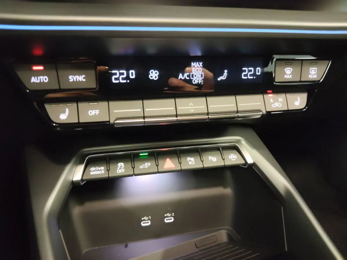 Audi A3 Sportback nuova a Modena (11)
