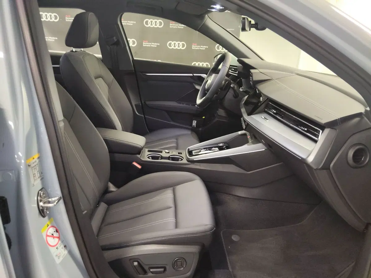 Audi A3 Sportback nuova a Modena (16)