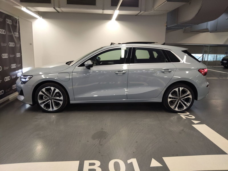 Audi A3 Sportback nuova a Modena (3)