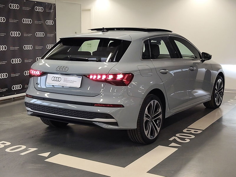 Audi A3 Sportback nuova a Modena (4)