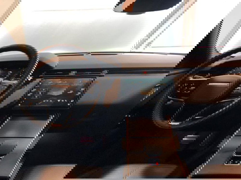 Land Rover Range Rover Velar usata a Venezia (4)