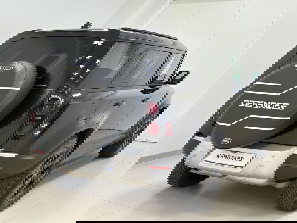 Land Rover Defender usata a Lodi (2)