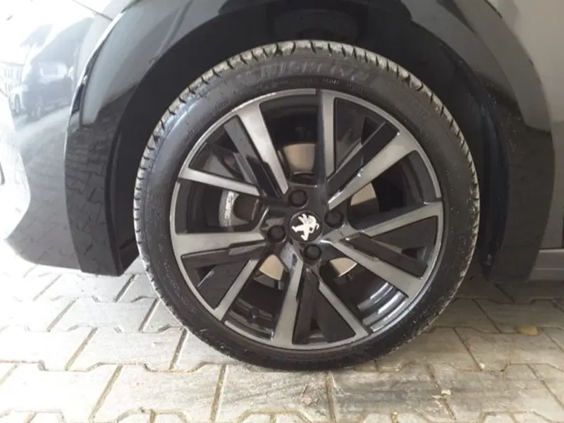 Peugeot 208 usata a Firenze (4)