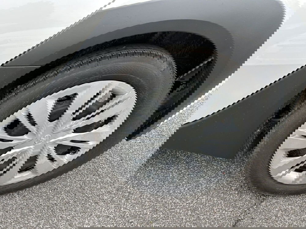 Toyota Aygo X nuova a Roma (20)