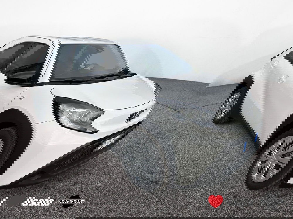 Toyota Aygo X nuova a Roma (2)