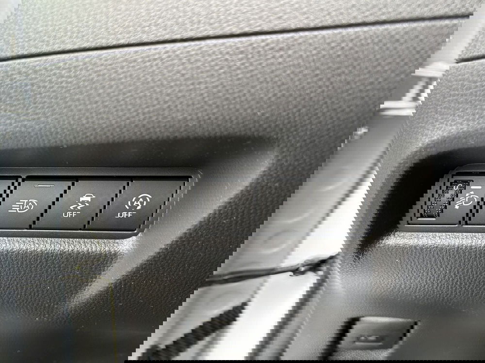 Toyota Aygo X nuova a Roma (12)