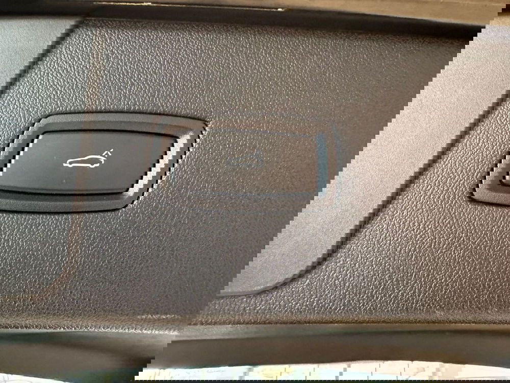 Porsche Cayenne usata a Firenze (18)