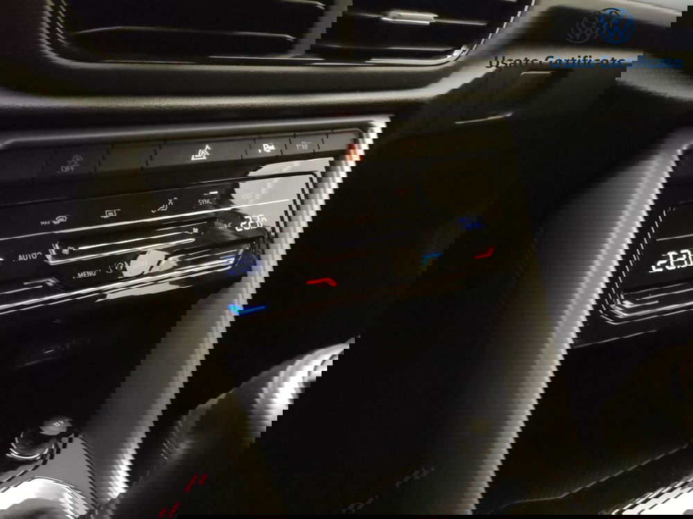 Volkswagen T-Roc usata a Varese (16)