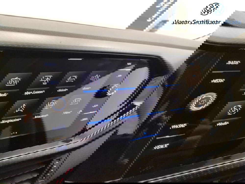 Volkswagen T-Cross usata a Varese (13)