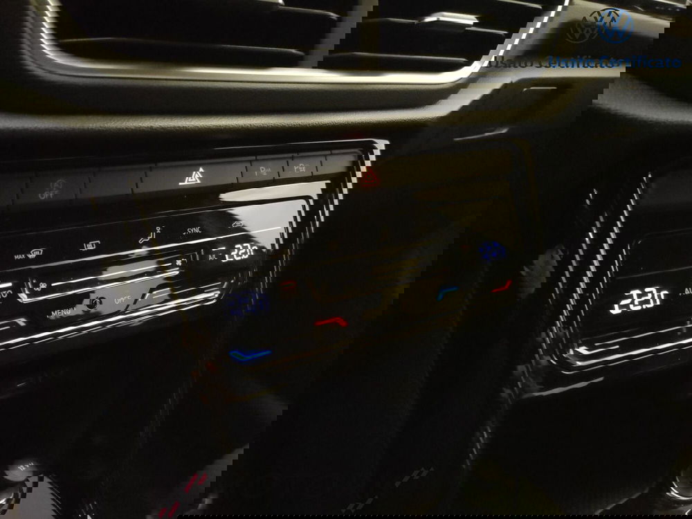 Volkswagen T-Roc usata a Varese (13)