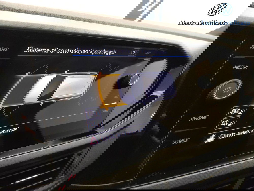 Volkswagen T-Cross usata a Varese (16)