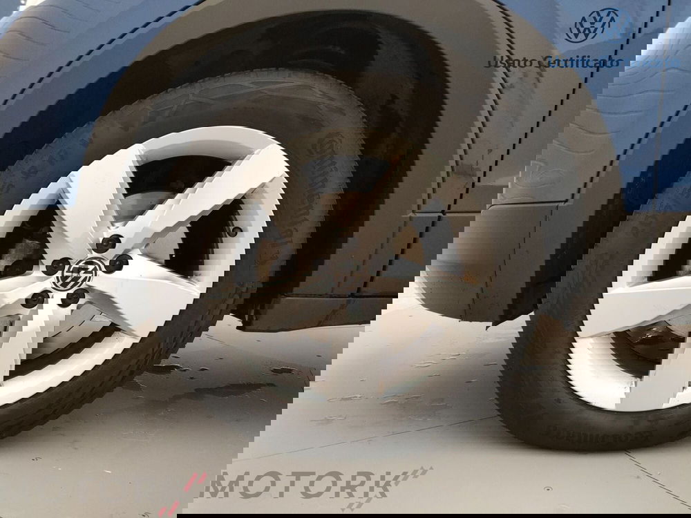 Volkswagen T-Cross usata a Varese (6)