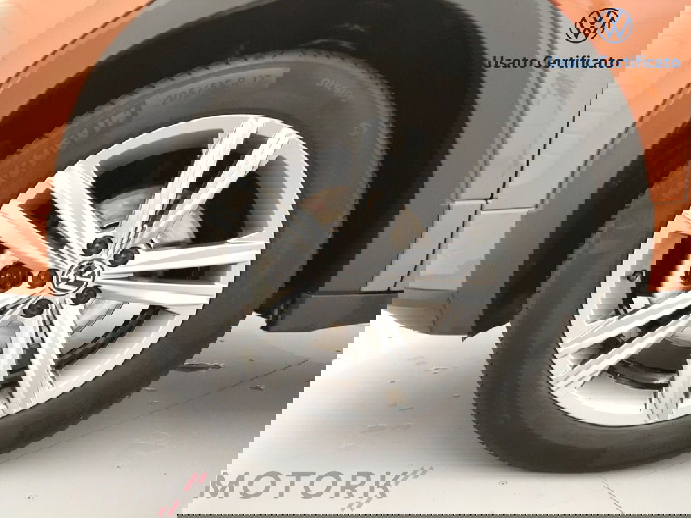 Volkswagen T-Cross usata a Varese (6)
