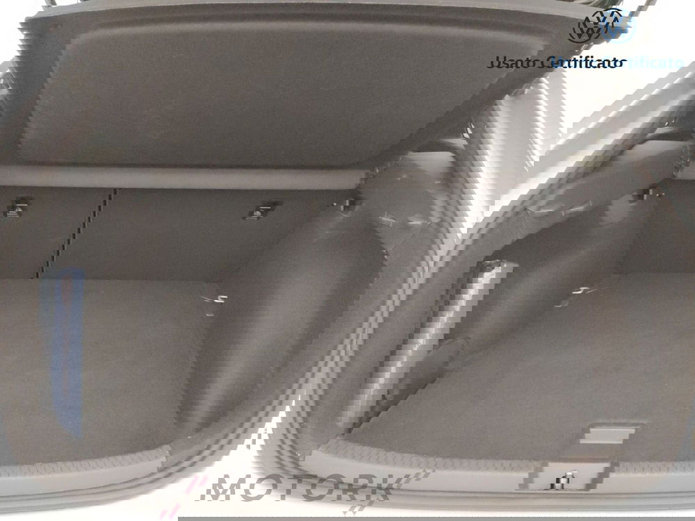 Volkswagen Taigo usata a Varese (9)