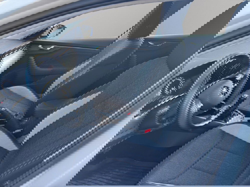 Skoda Scala usata a Macerata (10)