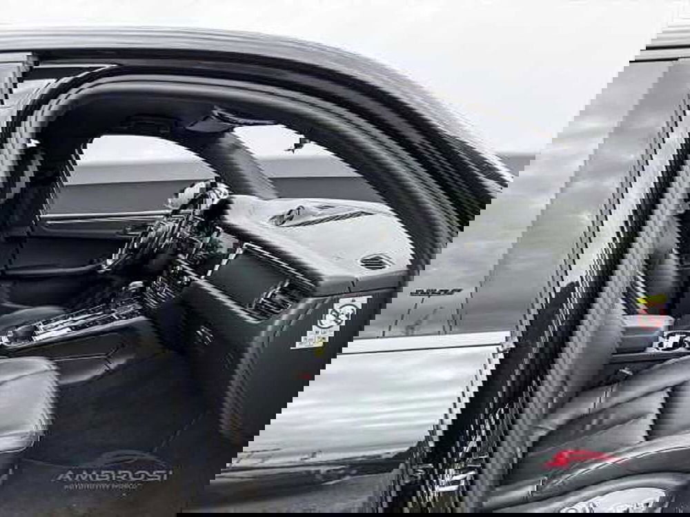 Porsche Macan usata a Perugia (12)