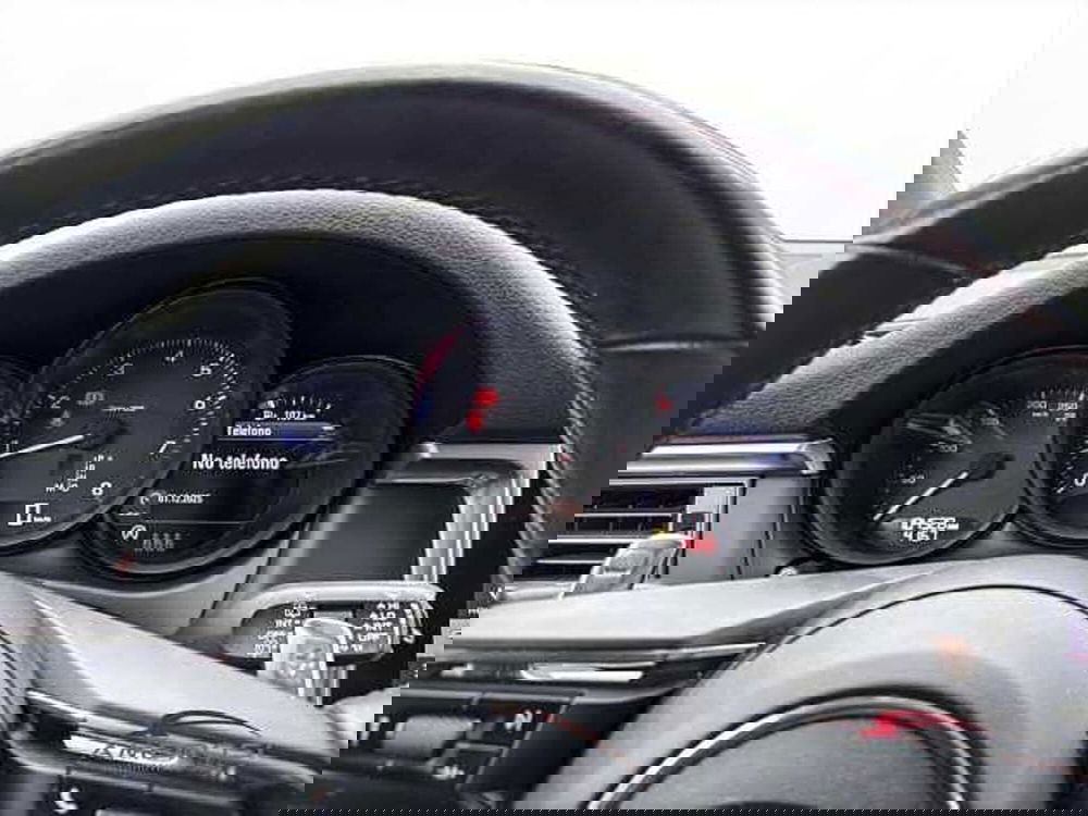 Porsche Macan usata a Perugia (13)