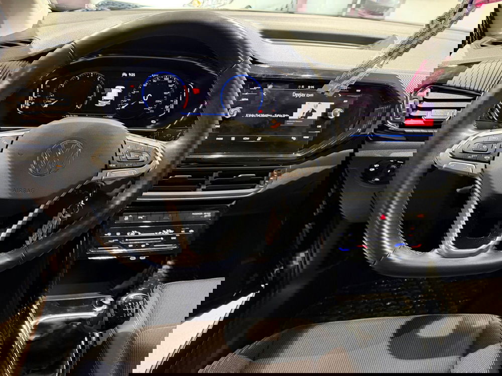 Volkswagen T-Cross usata a Genova (11)