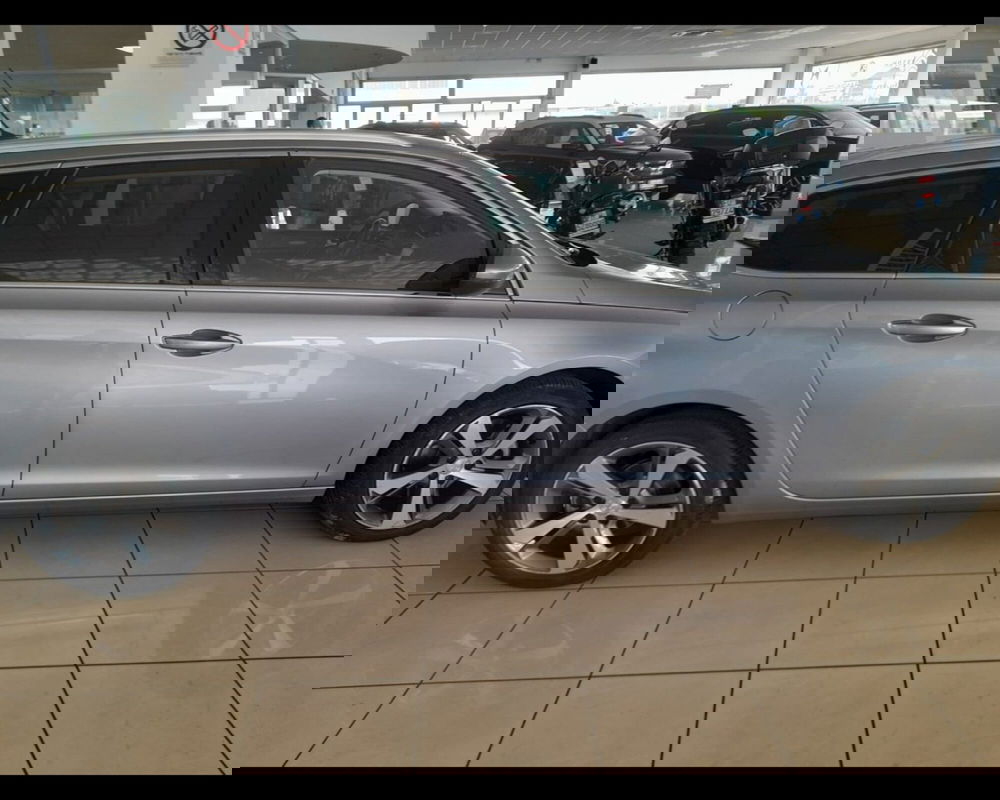 Peugeot 308 SW usata a Asti (6)