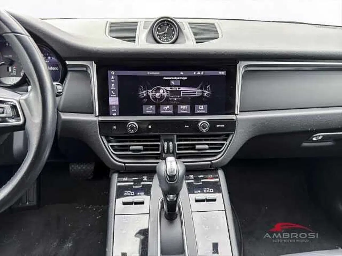 Porsche Macan usata a Viterbo (16)