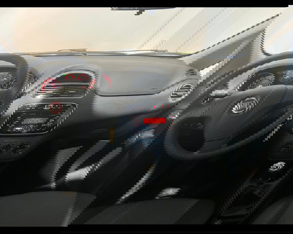 Fiat Punto usata a Asti (9)