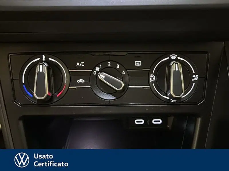 Volkswagen Taigo usata a Vicenza (14)