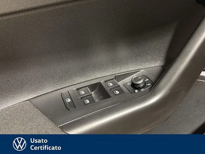 Volkswagen Taigo usata a Vicenza (15)