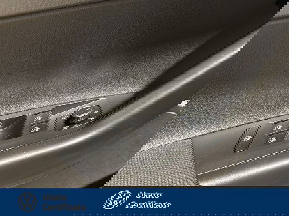 Volkswagen Taigo usata a Vicenza (15)