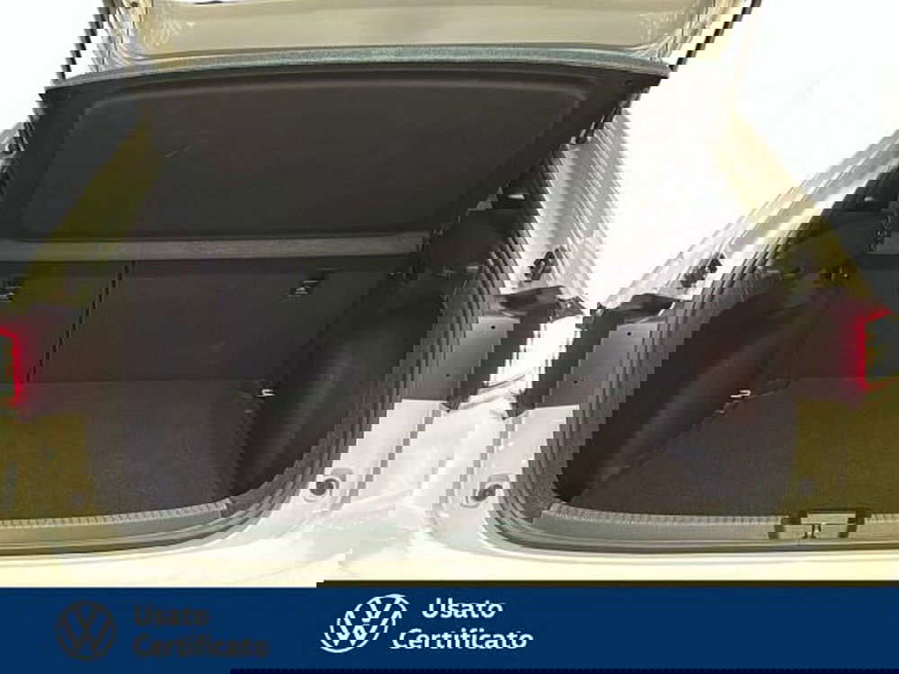 Volkswagen Taigo usata a Vicenza (18)