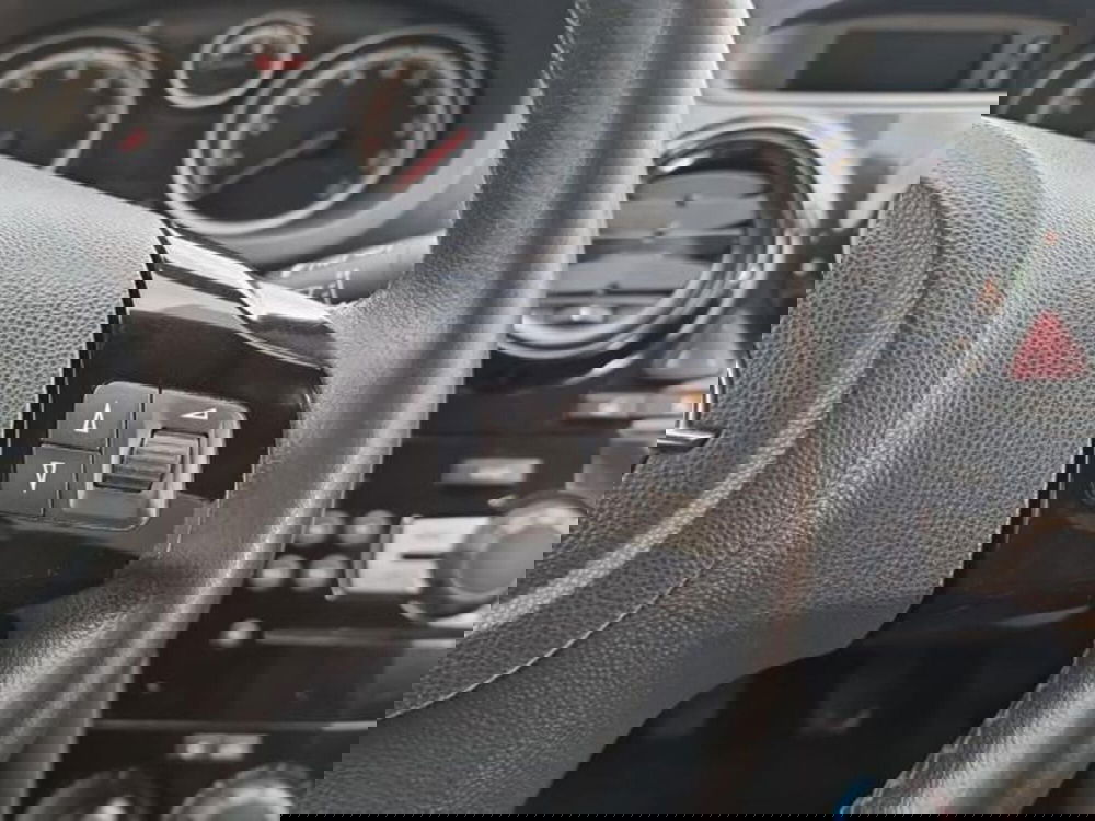 Opel Corsa usata a Salerno (20)