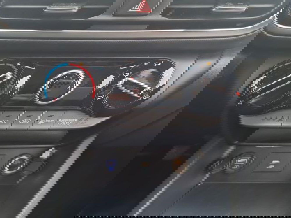 Hyundai Kona usata a Salerno (18)