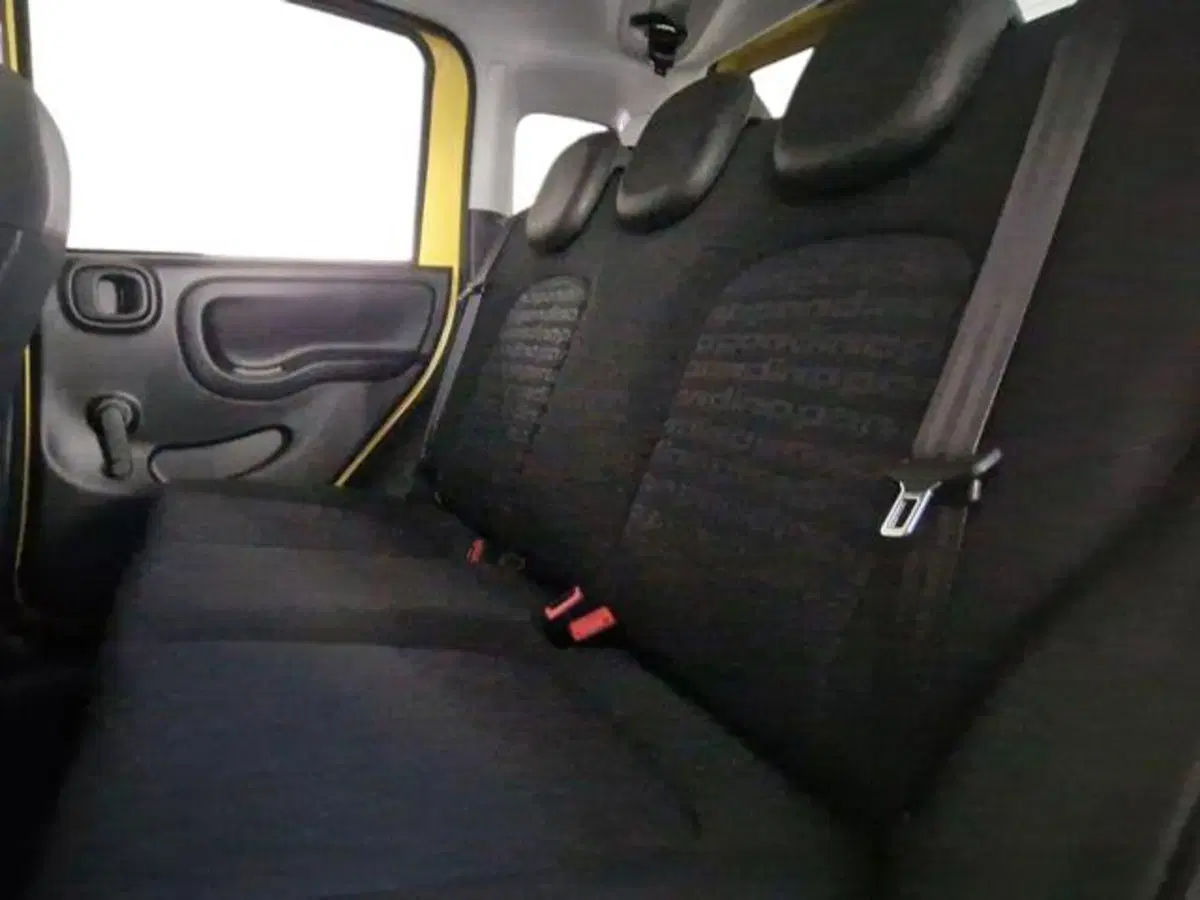 Fiat Panda Cross nuova a Salerno (15)