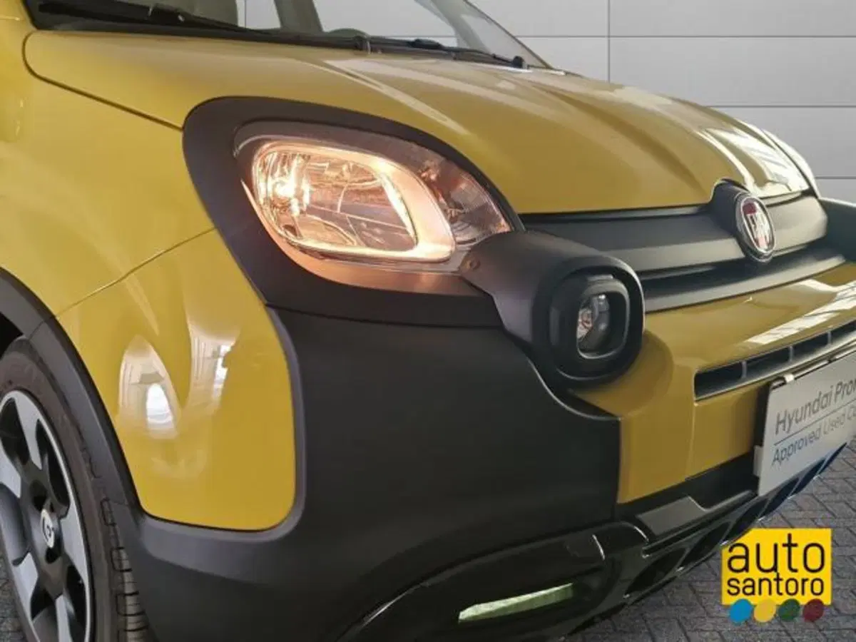 Fiat Panda Cross nuova a Salerno (8)