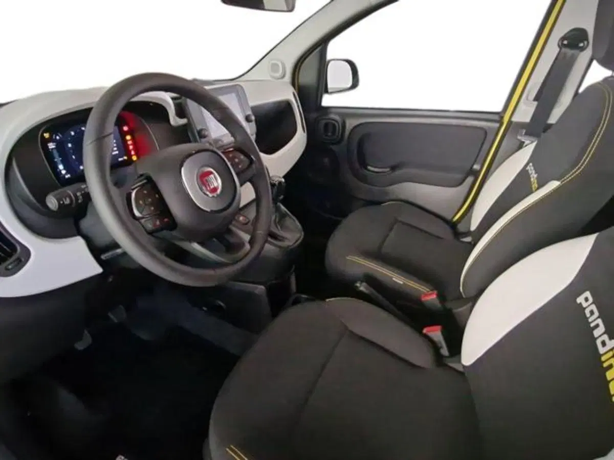 Fiat Panda Cross nuova a Salerno (9)