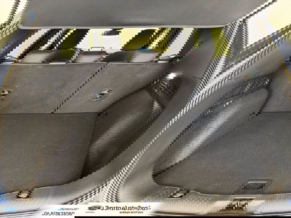 Ford Kuga usata a Roma (12)