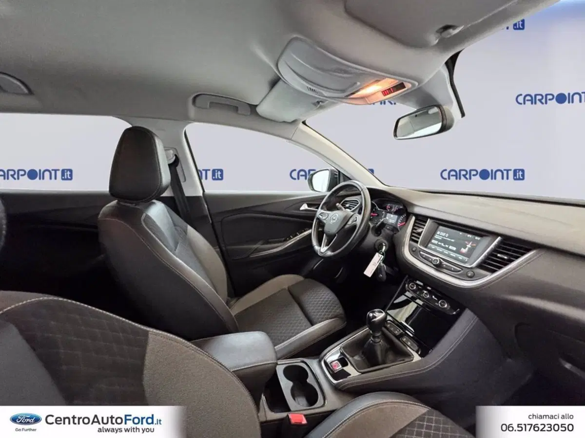 Opel Grandland X usata a Roma (6)