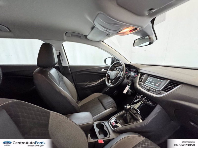 Opel Grandland X usata a Roma (6)