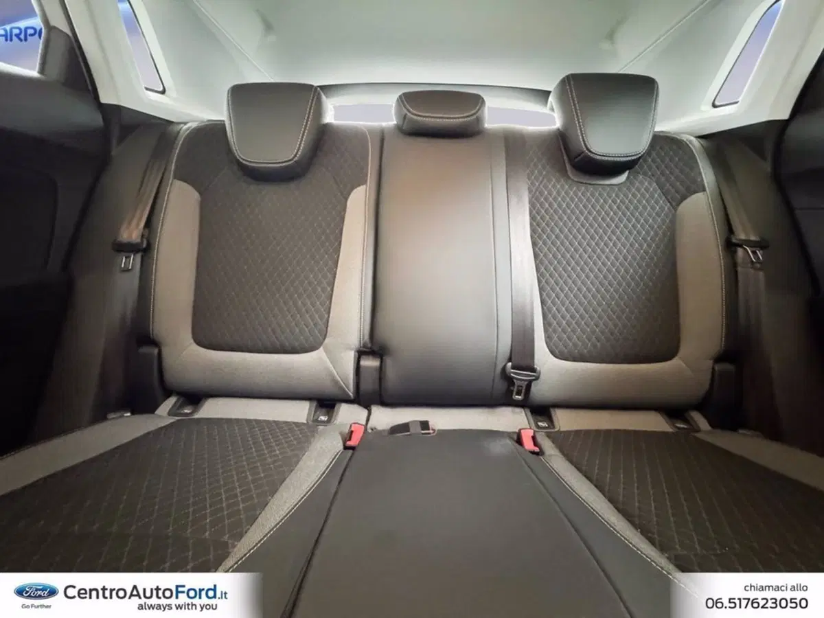 Opel Grandland X usata a Roma (9)