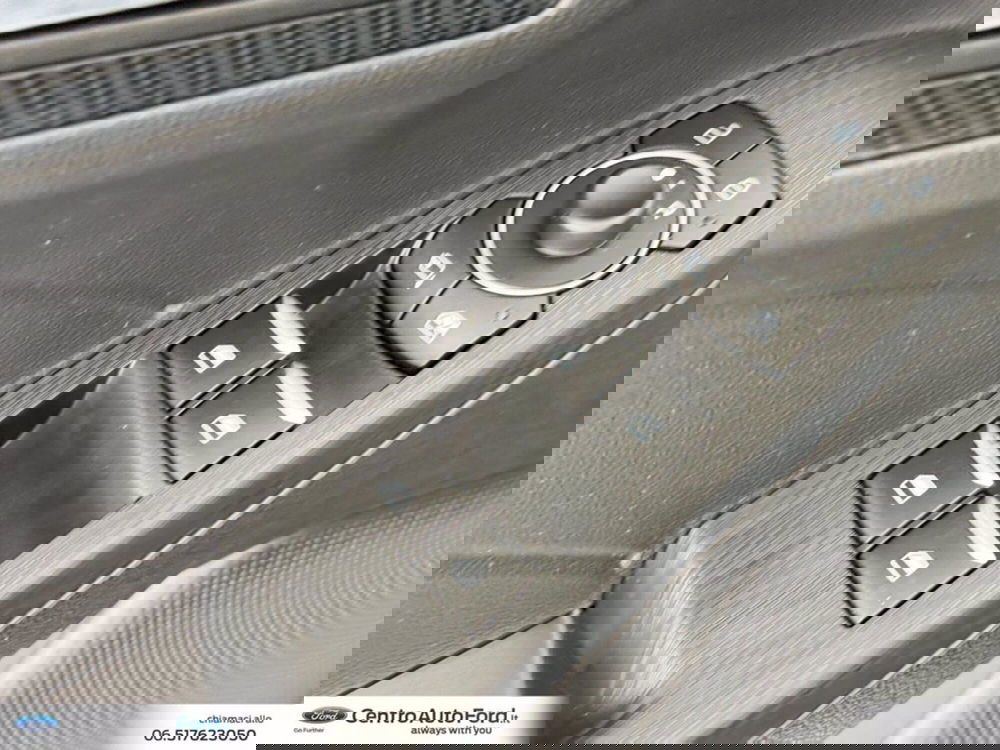 Ford Kuga usata a Roma (19)