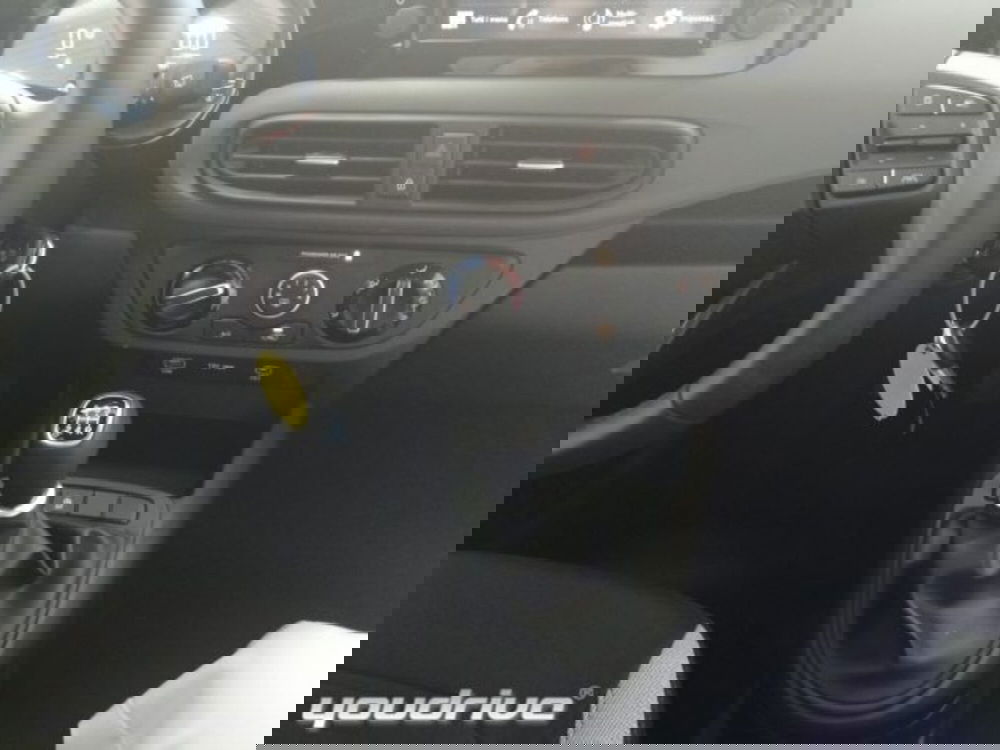 Hyundai i10 nuova a Napoli (13)