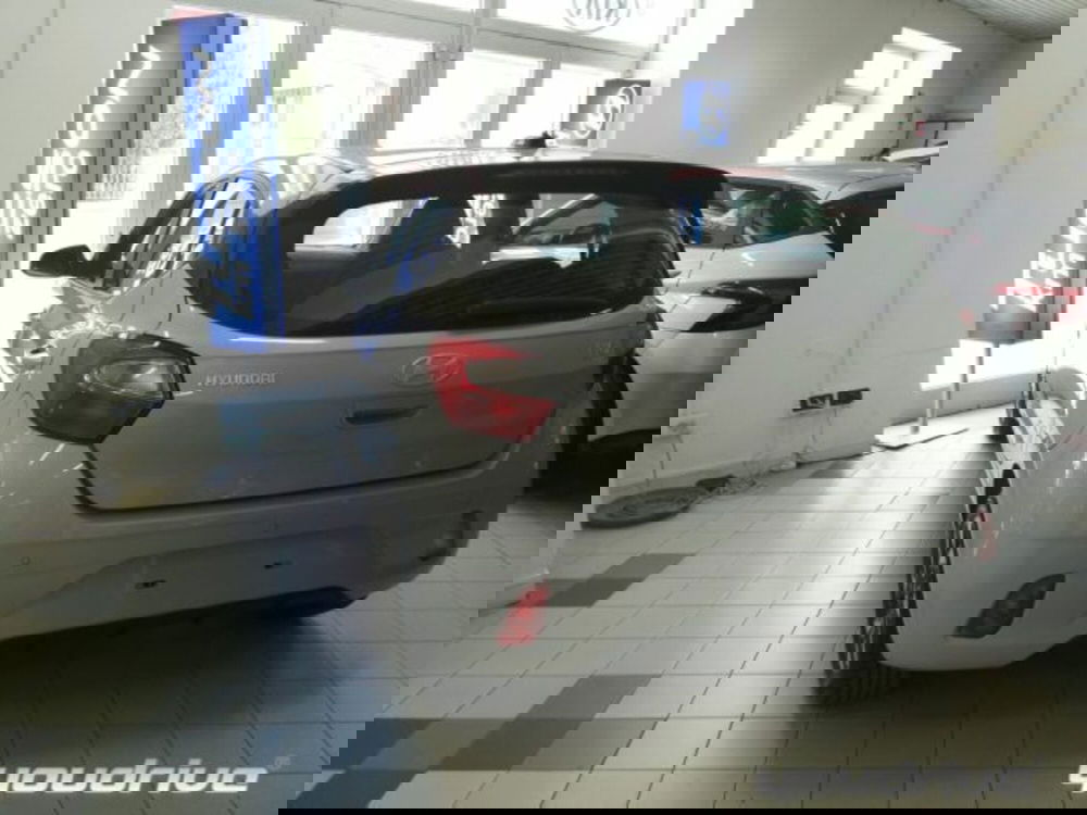 Hyundai i10 nuova a Napoli (3)