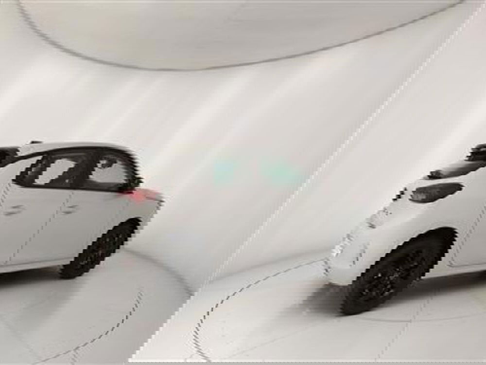 Opel Corsa nuova a Bari (8)