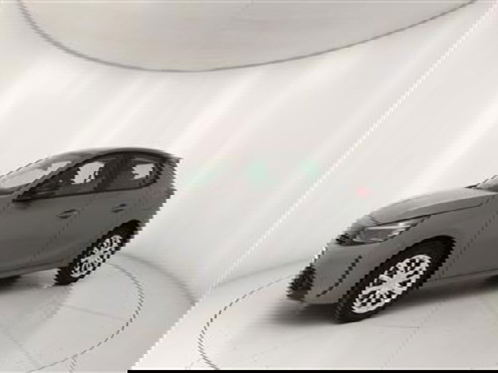 Opel Corsa nuova a Bari (2)