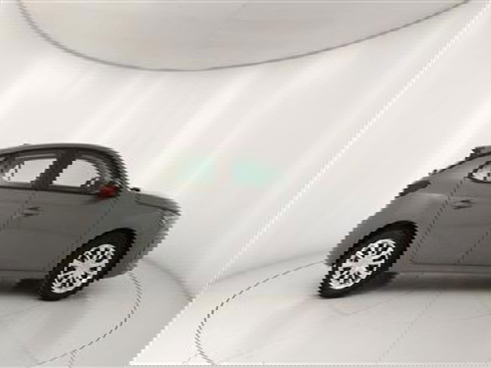 Opel Corsa nuova a Bari (9)